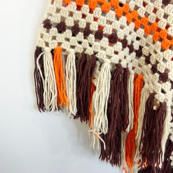 Vintage boho beige orange brown crochet knit fringe open knit poncho sweater - Picture 7 of 12